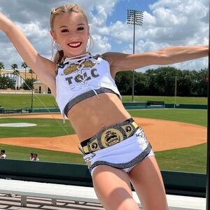 TGLC UNIFORM WHITE BOXING YEAR
